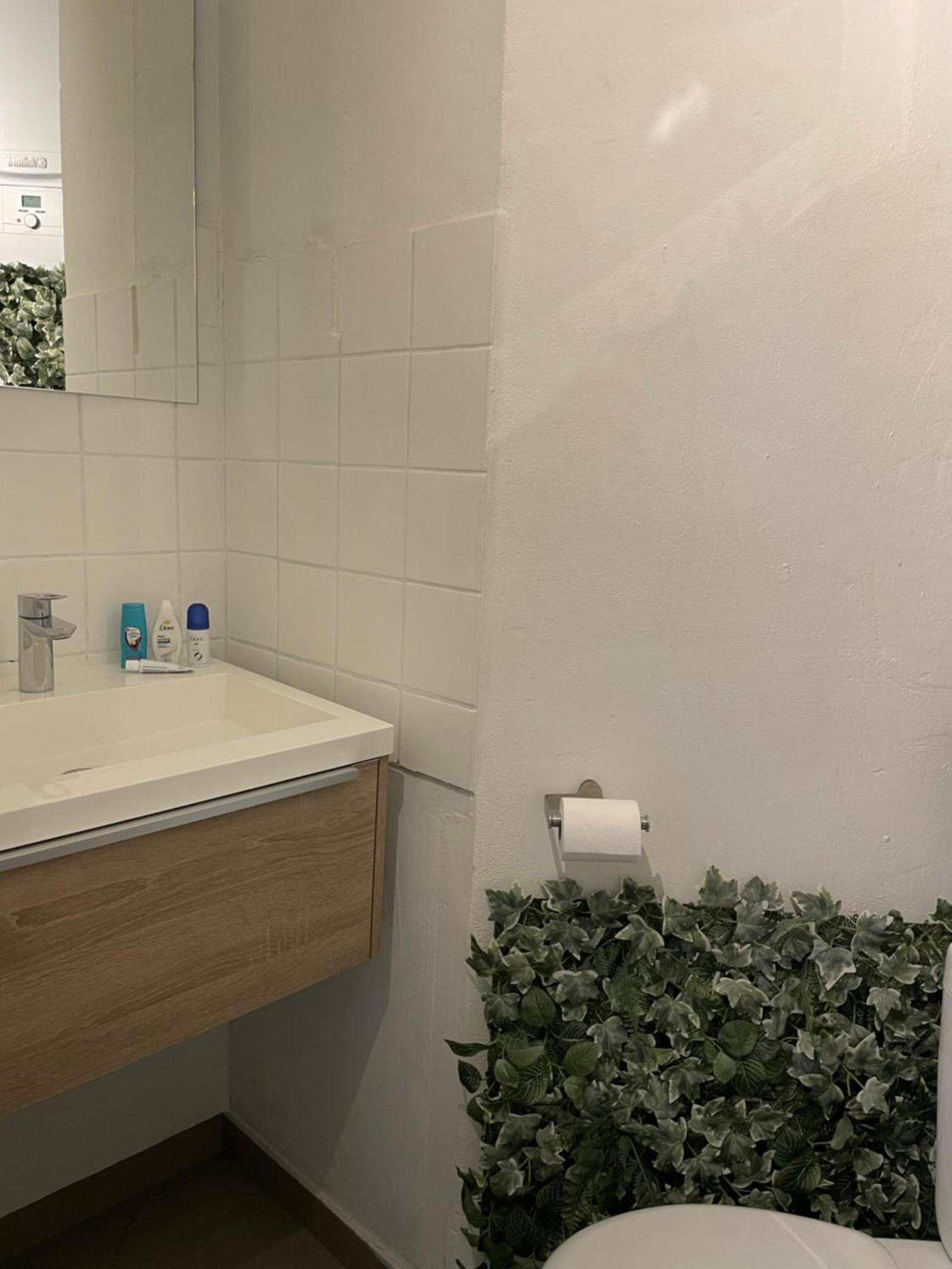 Private Studio In Антверпен Экстерьер фото